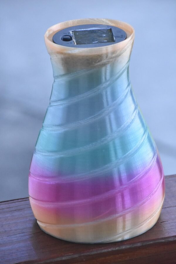 3D Printed Solar Vase: Unique Color Changing Decor - Image 2