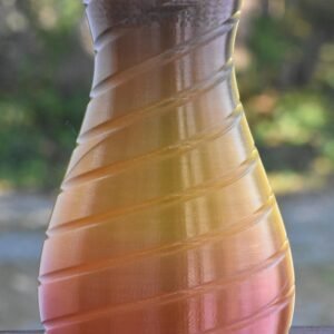 3D Printed Solar Vase: Unique Color Changing Decor