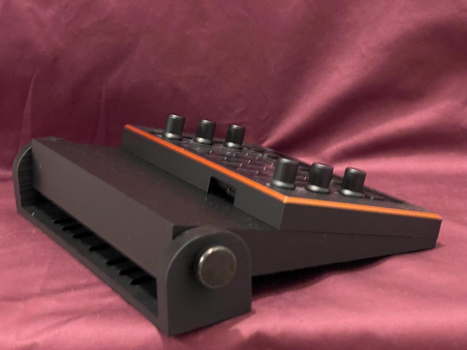 Loupedeck Live/Razer Stream Controller Under the Desk Rotating Holder - Image 4
