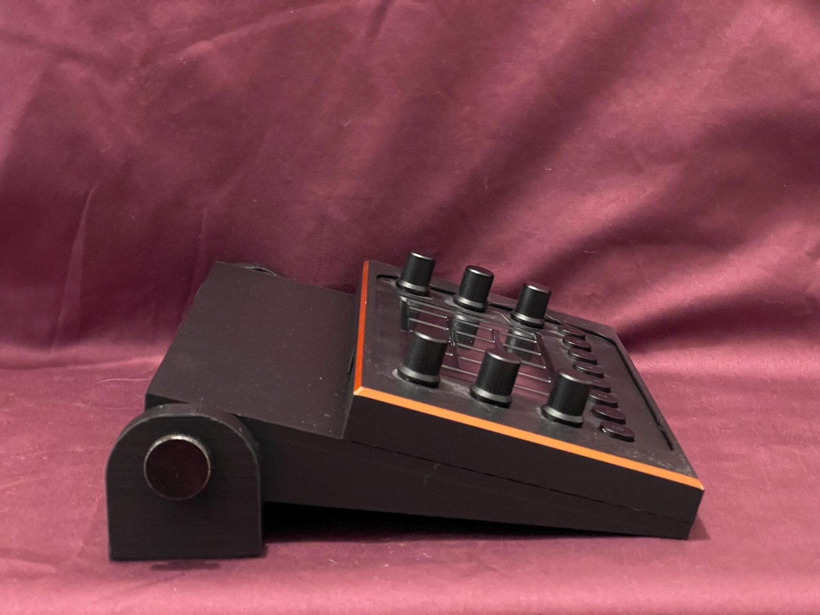 Loupedeck Live/Razer Stream Controller Under the Desk Rotating Holder - Image 3